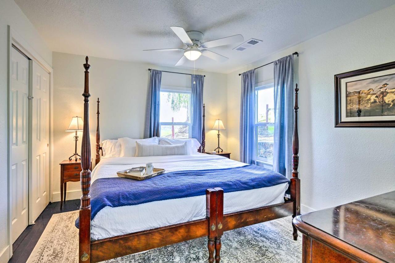 Peaceful Ranch Home With Sierra Nevada Views Woodlake Eksteriør billede